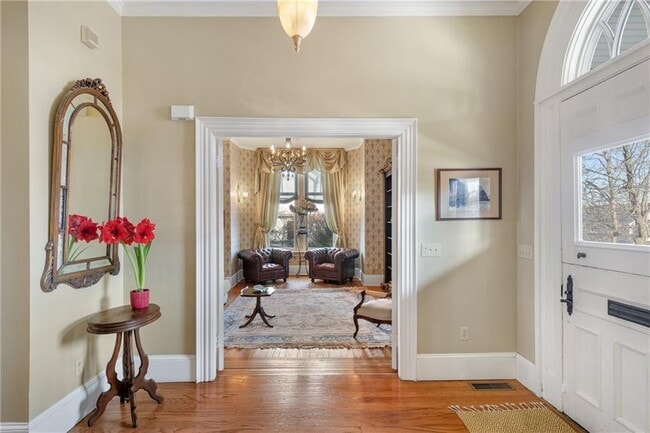 Building Photo - 287 Gibbs Ave