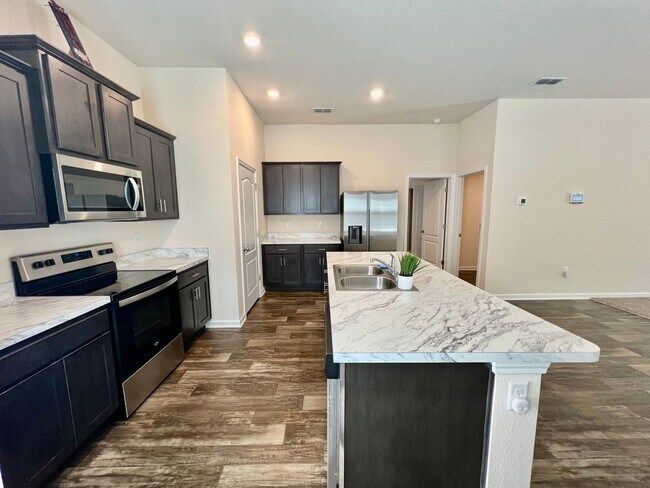 Foto del edificio - Like new home in Winchester Ridge!