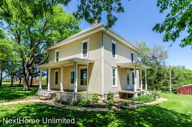 Building Photo - 4 br, 2 bath House - 2428 1900 Ave.