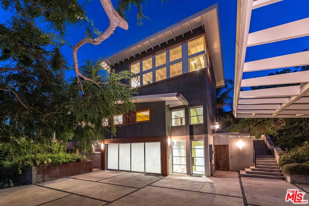 Foto principal - 2823 Montcalm Ave
