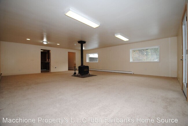 Building Photo - 4 br, 2 bath House - 2252 Yankovich Rd.