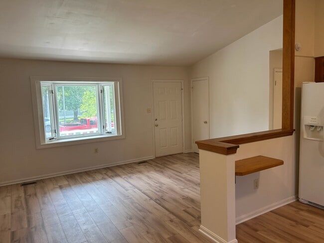Foto del edificio - 9192 Winterset Dr