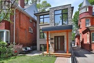Building Photo - 144 Evelyn Ave