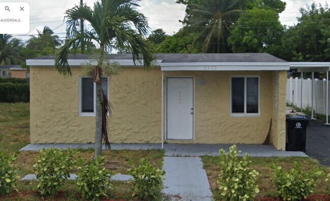 Photo - Large 4-2 house with impact windows