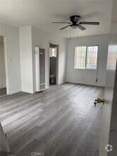 Building Photo - 132 E 101st St