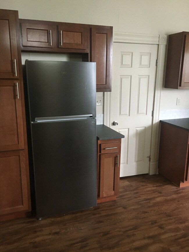 Kitchen - 3028 Huxley St