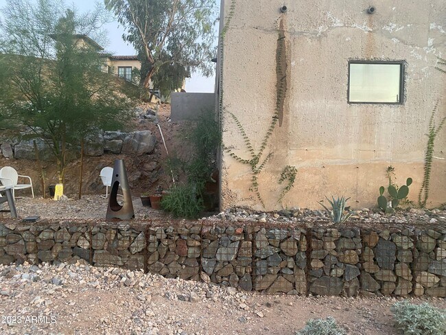 Foto del edificio - 2121 W Bethany Home Rd