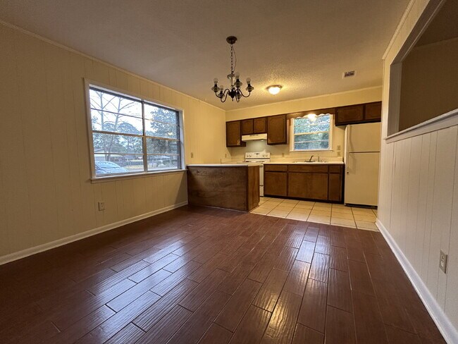 Foto del edificio - Home For Rent