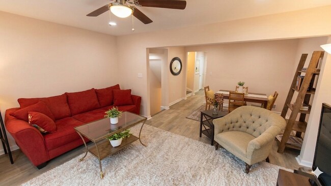 Foto del edificio - 971 S Taylor St