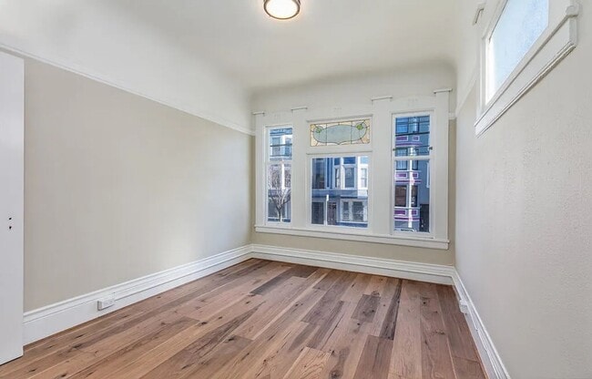 112-118 Shotwell Street (1016r) - 112-118 Shotwell Street (1016r) Apartment