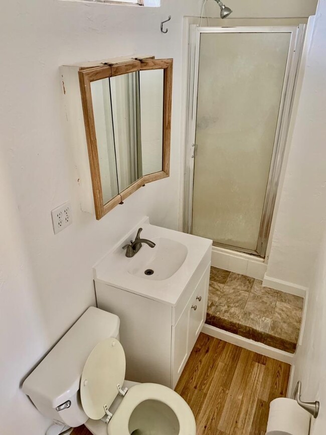 Foto del edificio - 7470 Lovers Ln