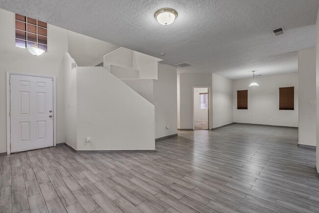 Foto del edificio - 7019 Kayser Mill Rd NW