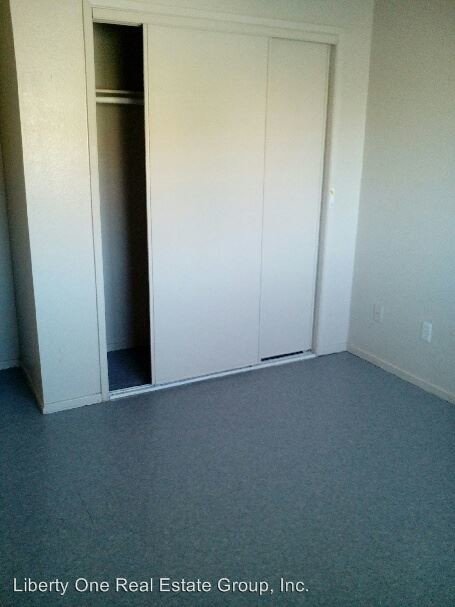 Building Photo - 3 br, 1 bath House - 605 N 5th Apt D