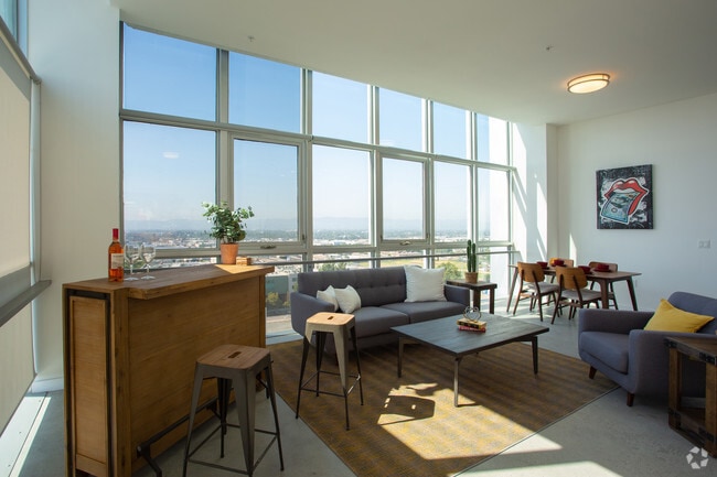 Corner Loft C3 - 760 SF (SE side) - Panorama Tower