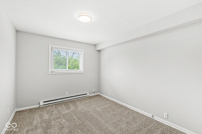 Building Photo - 10291 Medallion Dr