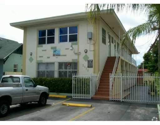 Foto del edificio - 2110 NW 28th St