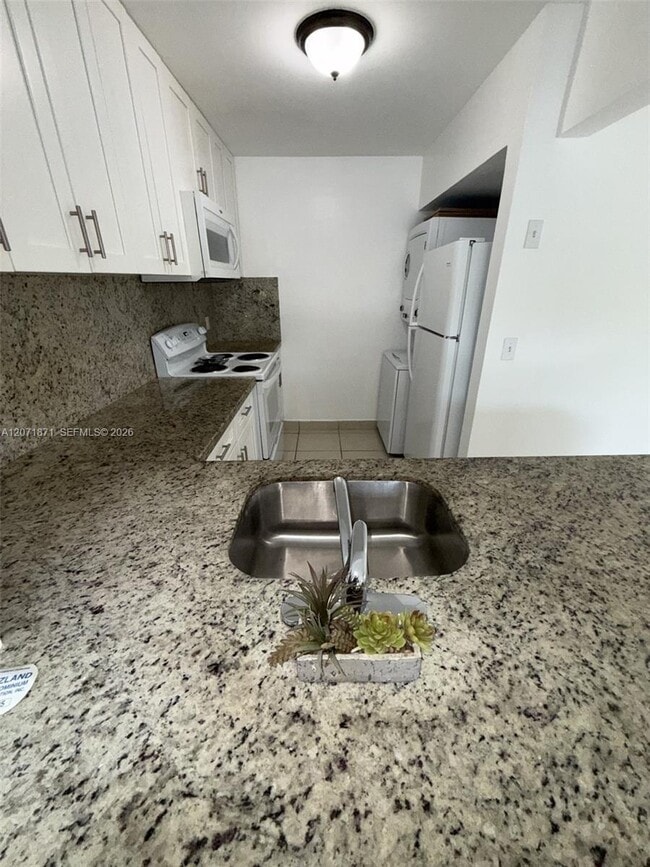Foto del edificio - 15324 SW 72nd St
