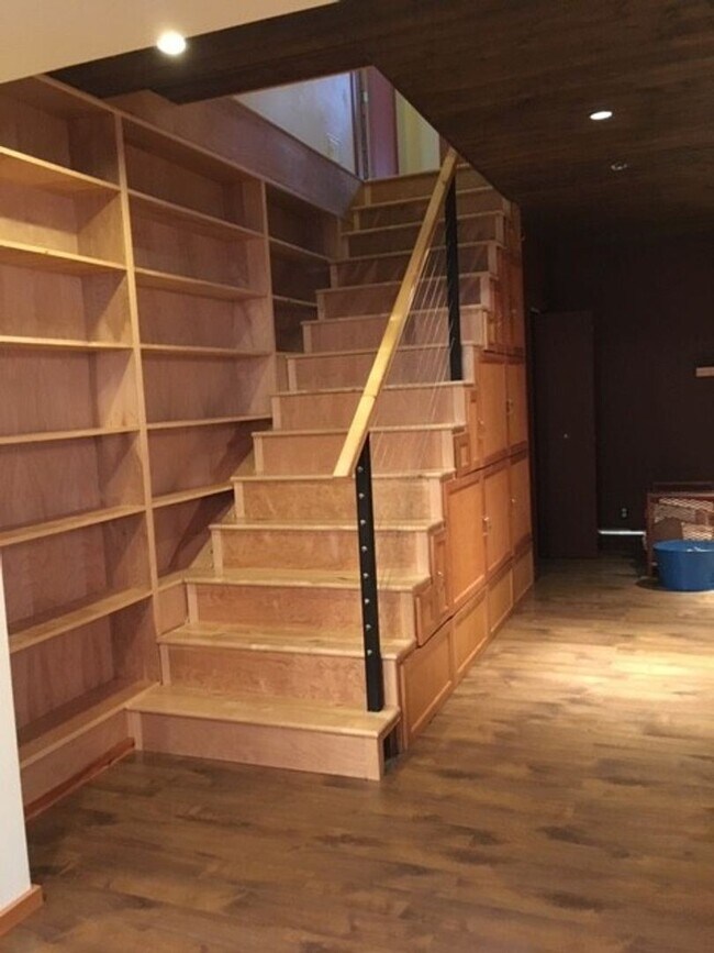 Foto del edificio - 2 br, 1 bath House - 750 Spudwood Road