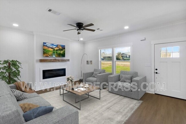 Foto del edificio - 133 Grady Dr