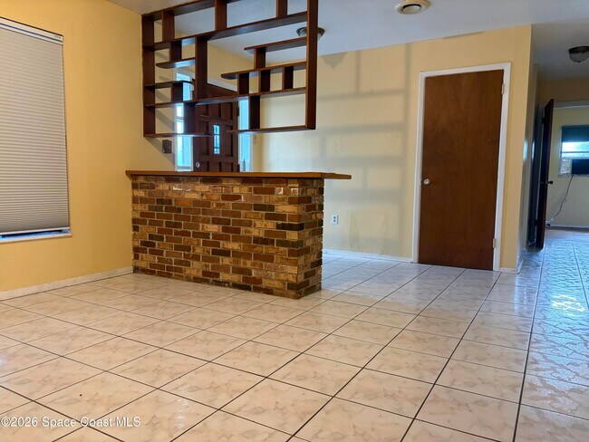Foto del edificio - 740 Thomas Ln