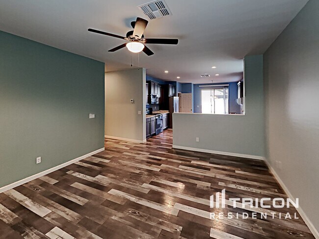 Building Photo - 18084 W Tina Ln