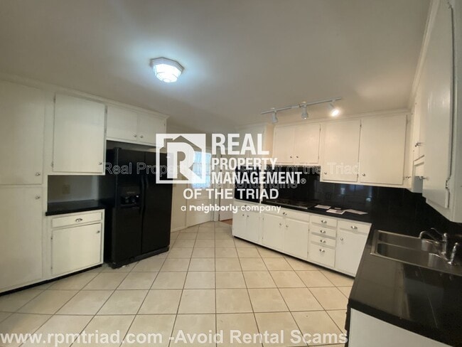 Foto del edificio - 5108 Myers Fork Rd