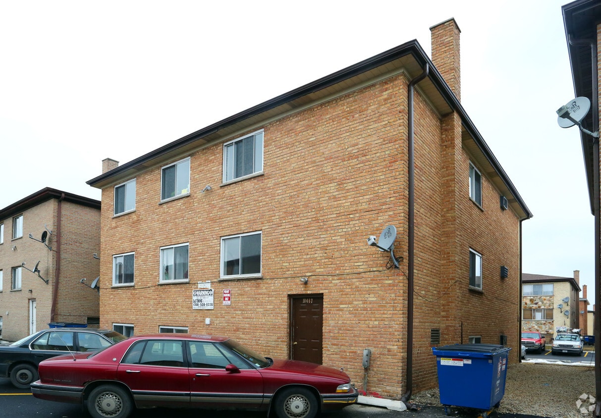 10467 Doris Ct, Rosemont, IL 60018 Apartments in Rosemont, IL