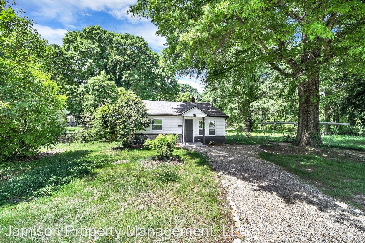 1009 N Ransom St, Gastonia, NC 28052 House Rental in Gastonia, NC