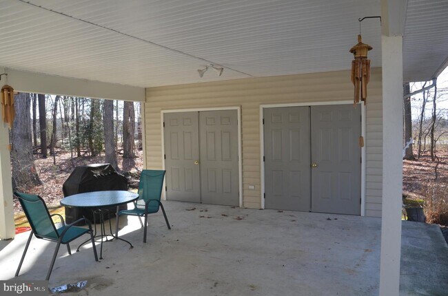 Building Photo - 9383 Melanie Dr