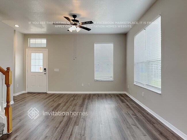 Building Photo - 17905 Havenview Ln