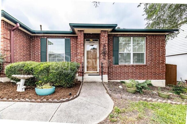 Building Photo - 22714 Sabine Smt