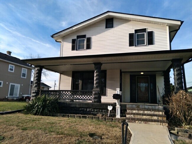 Foto del edificio - 2422 Coyner Ave