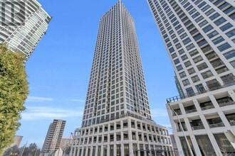 Building Photo - 30 Elm Dr W