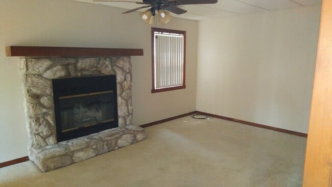 Building Photo - 2106 Ginger St