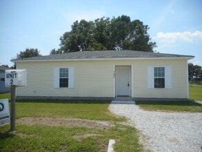 Building Photo - 103 Virginia Dr