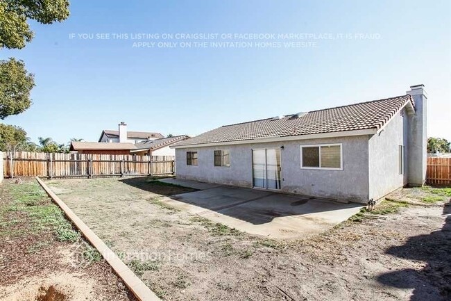 Building Photo - 23288 Lena St