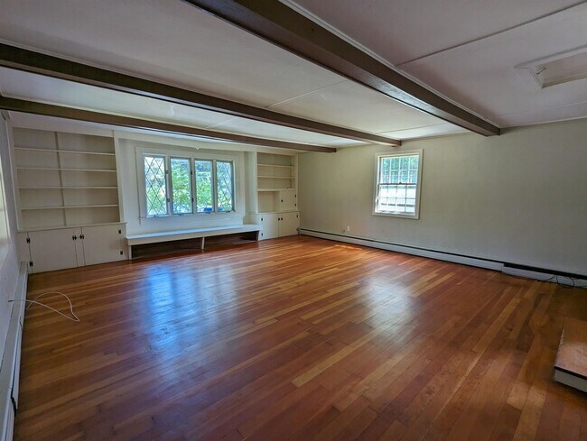 Foto del edificio - 3 Winding Brook Rd