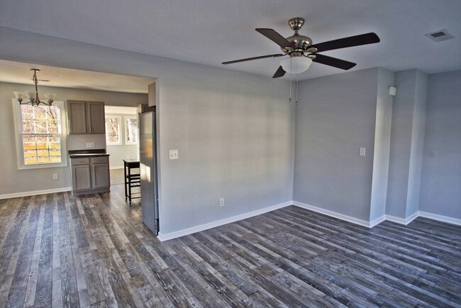 Building Photo - 970 Swift Dr