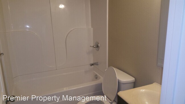 Foto del edificio - 2 br, 1 bath House - 808 S. Rolla St