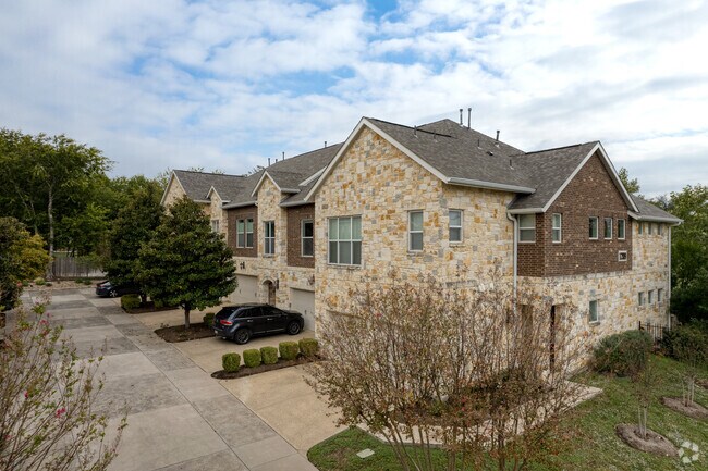 Building Photo - 1211 Haven Ln