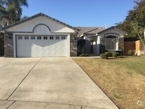 Building Photo - 11100 Myers Ranch Ct