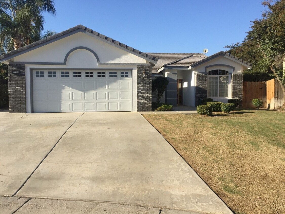 Primary Photo - 11100 Myers Ranch Ct