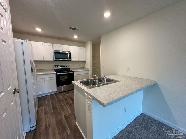 Foto del edificio - 8727 Schooner Ln