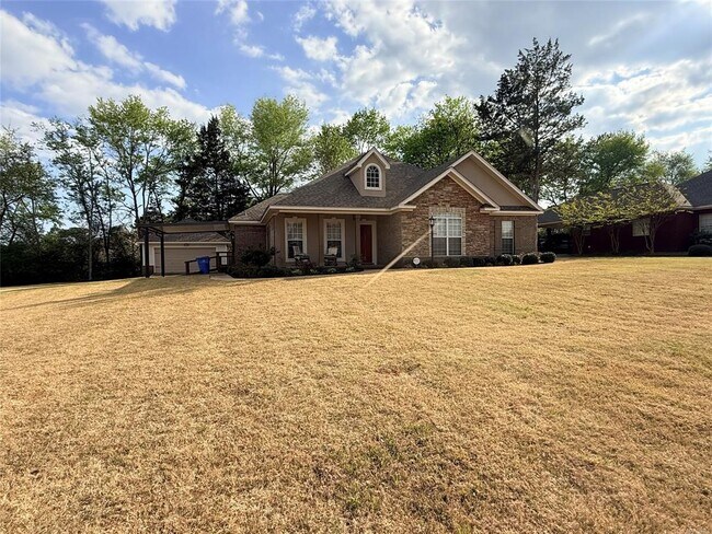 Foto del edificio - 601 Prairie View Dr