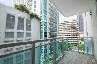 Building Photo - 950 Brickell Bay Dr