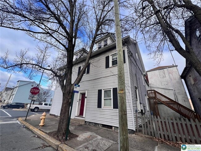 Building Photo - 165 W Nesquehoning St