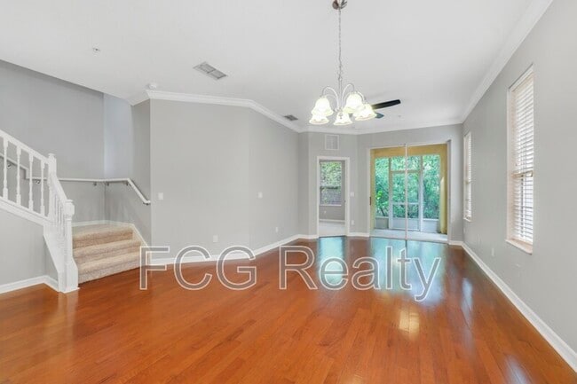 Foto del edificio - 8021 Enchantment Drive