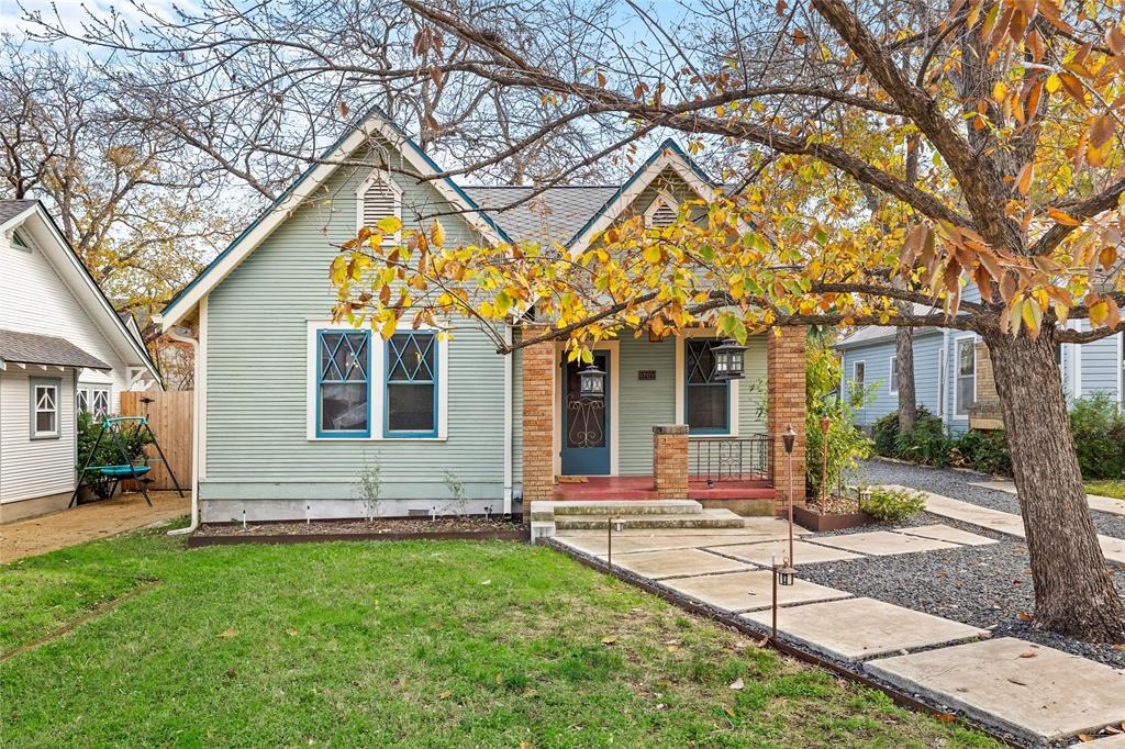 Primary Photo - 1705 Kenwood Ave