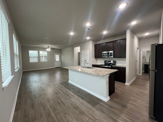 Foto del edificio - Beautiful 3/2 Single Story Home in Cibolo, TX