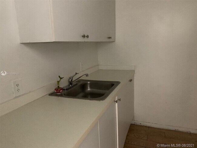 Foto del edificio - 16215 NE 18th Ct